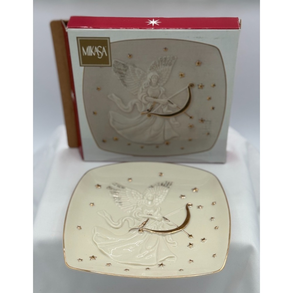 Mikasa Holiday Elegance Serving Platter - FK001/306 0 - 7 1/4" x 7 1/4"